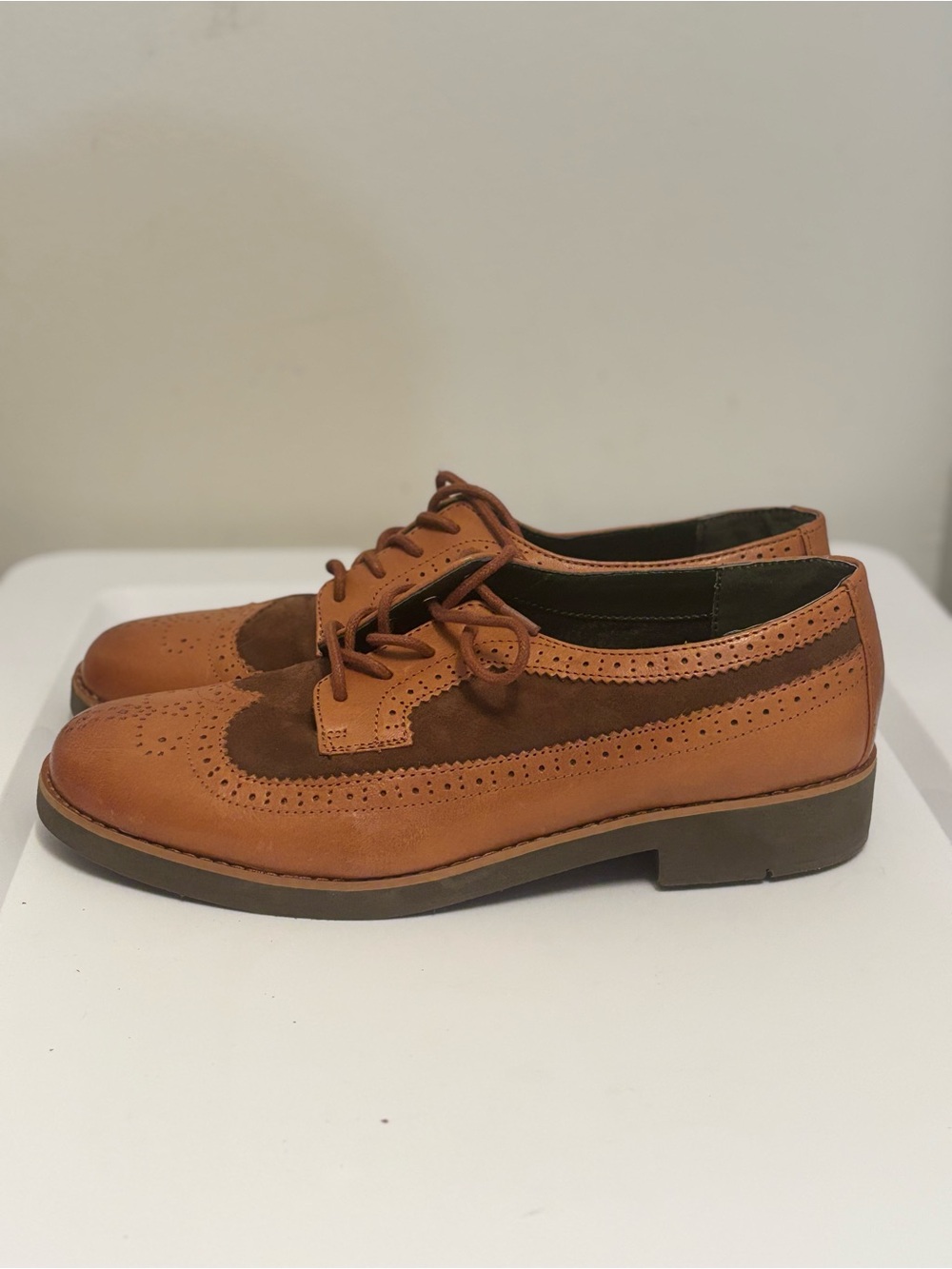 Women’s Lauren Ralph Lauren Two-Tone Brown Leather Wingtip Oxford Shoes